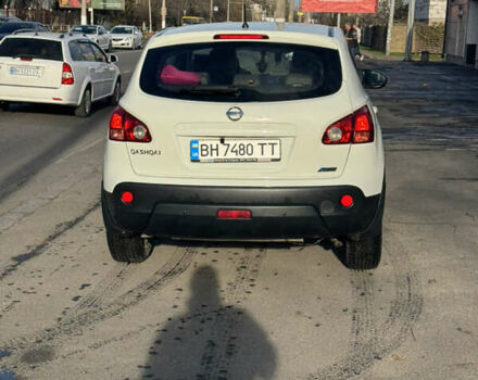 Белый Ниссан Кашкай, объемом двигателя 2 л и пробегом 101 тыс. км за 11500 $, фото 11 на Automoto.ua