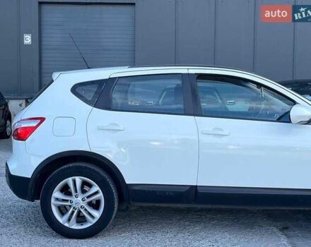 Белый Ниссан Кашкай, объемом двигателя 1.5 л и пробегом 245 тыс. км за 10590 $, фото 9 на Automoto.ua