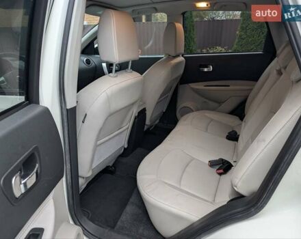 Белый Ниссан Кашкай, объемом двигателя 1.5 л и пробегом 99 тыс. км за 11999 $, фото 19 на Automoto.ua