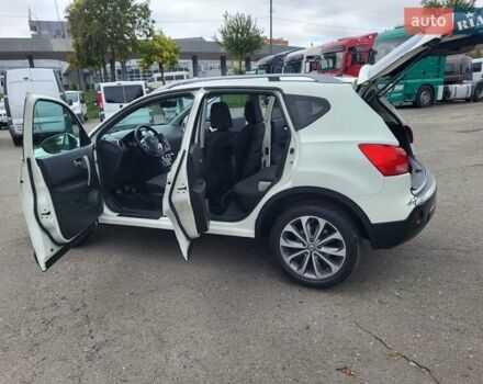 Білий Ніссан Кашкай, об'ємом двигуна 1.5 л та пробігом 217 тис. км за 9300 $, фото 84 на Automoto.ua