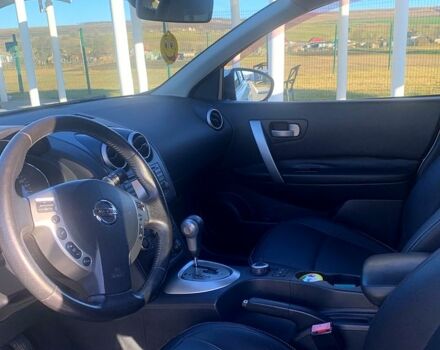 Белый Ниссан Кашкай, объемом двигателя 2 л и пробегом 151 тыс. км за 11000 $, фото 6 на Automoto.ua