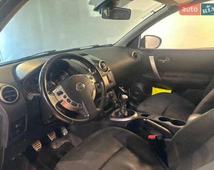 Білий Ніссан Кашкай, об'ємом двигуна 1.5 л та пробігом 203 тис. км за 10000 $, фото 7 на Automoto.ua