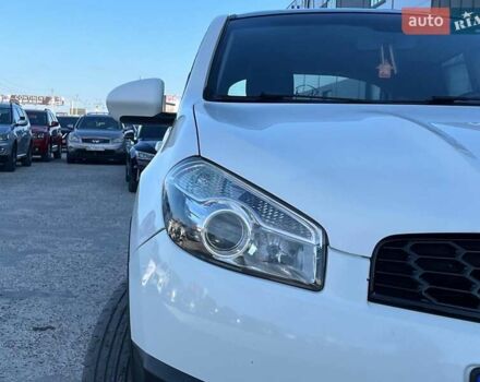 Белый Ниссан Кашкай, объемом двигателя 1.5 л и пробегом 245 тыс. км за 10590 $, фото 12 на Automoto.ua
