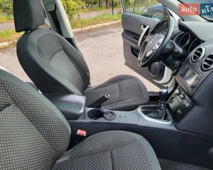 Білий Ніссан Кашкай, об'ємом двигуна 1.5 л та пробігом 217 тис. км за 9300 $, фото 110 на Automoto.ua