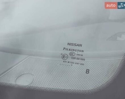 Белый Ниссан Кашкай, объемом двигателя 2 л и пробегом 122 тыс. км за 10700 $, фото 4 на Automoto.ua