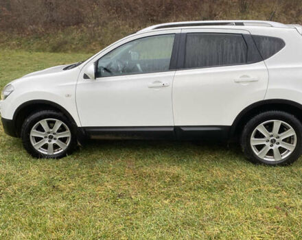 Белый Ниссан Кашкай, объемом двигателя 1.5 л и пробегом 203 тыс. км за 9800 $, фото 6 на Automoto.ua