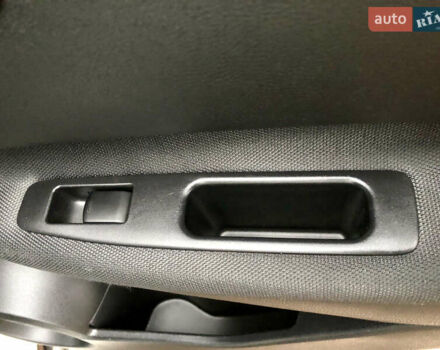 Белый Ниссан Кашкай, объемом двигателя 2 л и пробегом 195 тыс. км за 11655 $, фото 42 на Automoto.ua