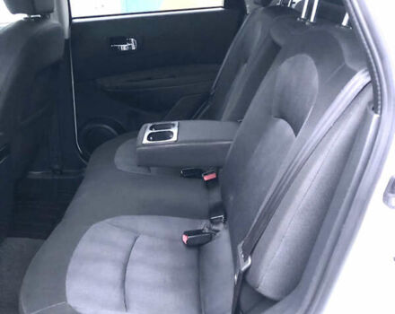 Белый Ниссан Кашкай, объемом двигателя 2 л и пробегом 195 тыс. км за 11655 $, фото 35 на Automoto.ua