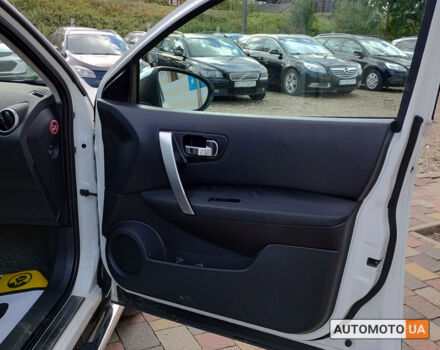 Белый Ниссан Кашкай, объемом двигателя 1.5 л и пробегом 229 тыс. км за 9850 $, фото 21 на Automoto.ua