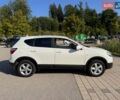 Белый Ниссан Кашкай, объемом двигателя 2 л и пробегом 199 тыс. км за 10600 $, фото 21 на Automoto.ua