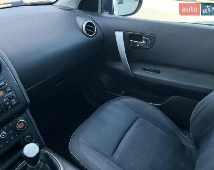 Белый Ниссан Кашкай, объемом двигателя 1.5 л и пробегом 245 тыс. км за 10590 $, фото 28 на Automoto.ua