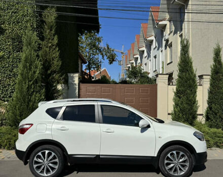 Білий Ніссан Кашкай, об'ємом двигуна 2 л та пробігом 150 тис. км за 11500 $, фото 10 на Automoto.ua