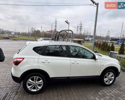 Белый Ниссан Кашкай, объемом двигателя 1.46 л и пробегом 243 тыс. км за 9700 $, фото 15 на Automoto.ua