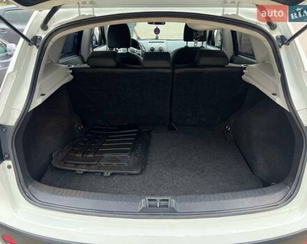 Белый Ниссан Кашкай, объемом двигателя 2 л и пробегом 227 тыс. км за 8900 $, фото 29 на Automoto.ua