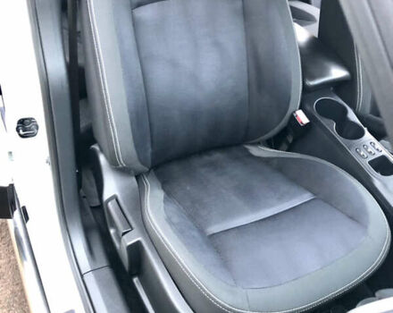 Белый Ниссан Кашкай, объемом двигателя 2 л и пробегом 195 тыс. км за 11655 $, фото 53 на Automoto.ua