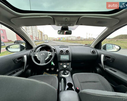 Белый Ниссан Кашкай, объемом двигателя 1.6 л и пробегом 176 тыс. км за 9999 $, фото 60 на Automoto.ua