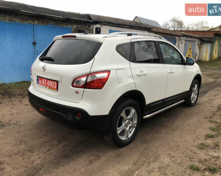 Белый Ниссан Кашкай, объемом двигателя 2 л и пробегом 195 тыс. км за 11655 $, фото 6 на Automoto.ua