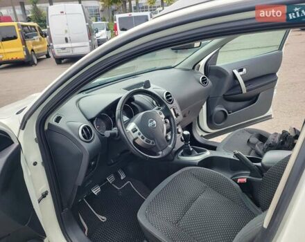 Білий Ніссан Кашкай, об'ємом двигуна 1.5 л та пробігом 217 тис. км за 9300 $, фото 104 на Automoto.ua