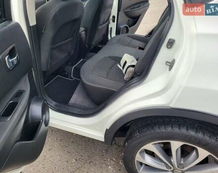 Білий Ніссан Кашкай, об'ємом двигуна 1.5 л та пробігом 217 тис. км за 9300 $, фото 123 на Automoto.ua