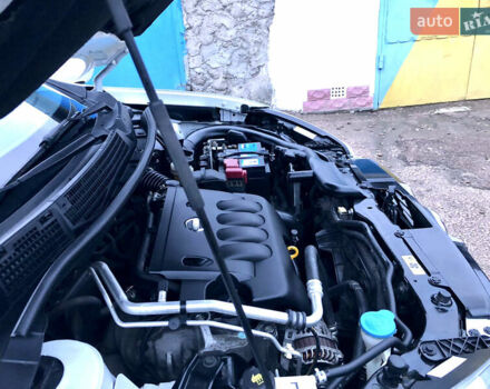 Белый Ниссан Кашкай, объемом двигателя 2 л и пробегом 195 тыс. км за 11655 $, фото 78 на Automoto.ua