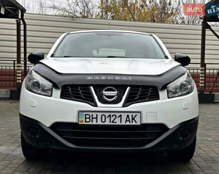 Белый Ниссан Кашкай, объемом двигателя 2 л и пробегом 122 тыс. км за 10700 $, фото 5 на Automoto.ua