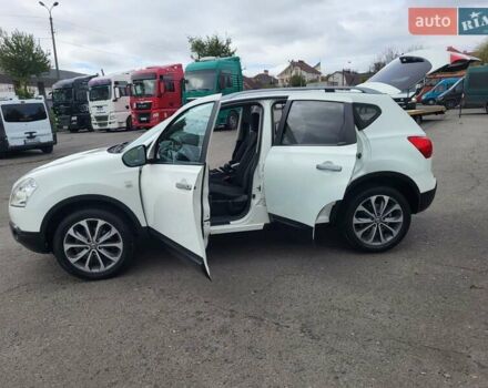 Білий Ніссан Кашкай, об'ємом двигуна 1.5 л та пробігом 217 тис. км за 9300 $, фото 89 на Automoto.ua