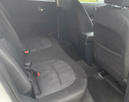 Белый Ниссан Кашкай, объемом двигателя 1.5 л и пробегом 203 тыс. км за 9800 $, фото 13 на Automoto.ua