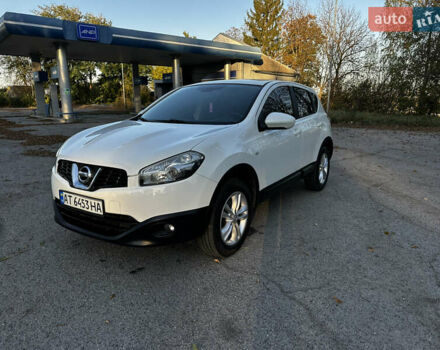 Белый Ниссан Кашкай, объемом двигателя 1.5 л и пробегом 230 тыс. км за 9700 $, фото 6 на Automoto.ua