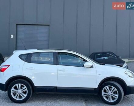 Белый Ниссан Кашкай, объемом двигателя 1.5 л и пробегом 245 тыс. км за 10590 $, фото 10 на Automoto.ua