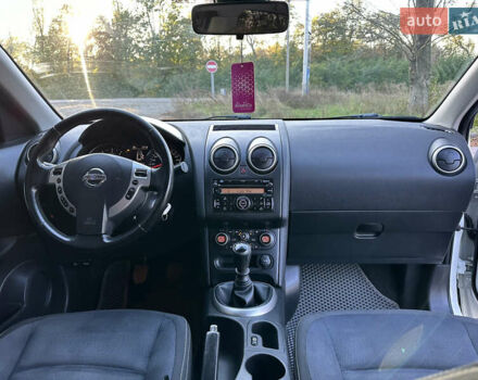 Белый Ниссан Кашкай, объемом двигателя 1.5 л и пробегом 230 тыс. км за 9700 $, фото 22 на Automoto.ua