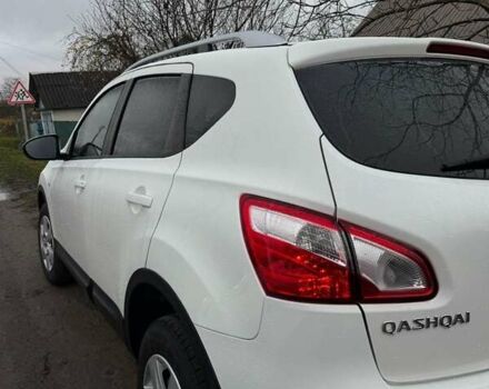 Белый Ниссан Кашкай, объемом двигателя 1.5 л и пробегом 234 тыс. км за 10500 $, фото 6 на Automoto.ua