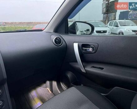 Белый Ниссан Кашкай, объемом двигателя 2 л и пробегом 128 тыс. км за 12490 $, фото 32 на Automoto.ua