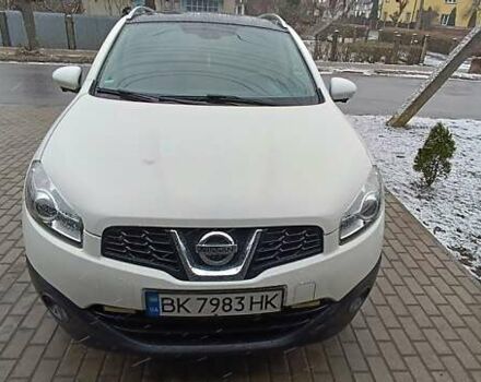 Білий Ніссан Кашкай, об'ємом двигуна 1.5 л та пробігом 144 тис. км за 11250 $, фото 5 на Automoto.ua