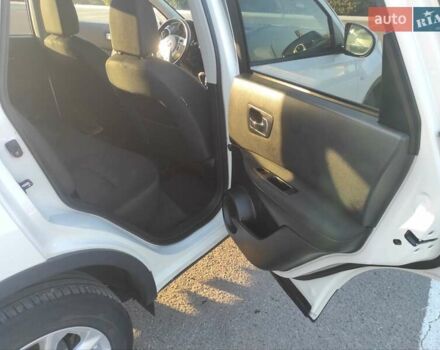 Белый Ниссан Кашкай, объемом двигателя 1.5 л и пробегом 245 тыс. км за 10800 $, фото 23 на Automoto.ua