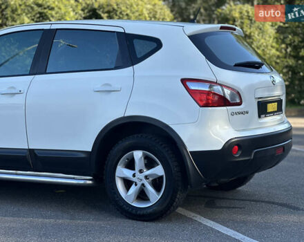 Белый Ниссан Кашкай, объемом двигателя 2 л и пробегом 152 тыс. км за 11400 $, фото 11 на Automoto.ua