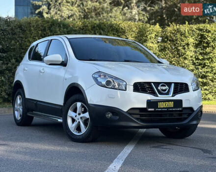 Белый Ниссан Кашкай, объемом двигателя 2 л и пробегом 152 тыс. км за 11400 $, фото 6 на Automoto.ua