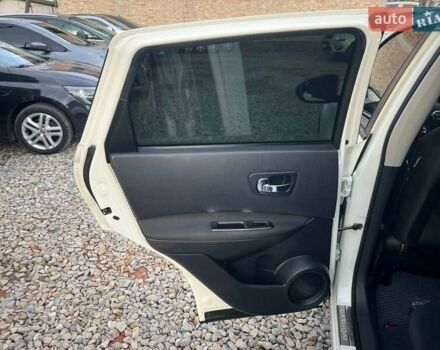 Белый Ниссан Кашкай, объемом двигателя 1.5 л и пробегом 178 тыс. км за 10299 $, фото 14 на Automoto.ua