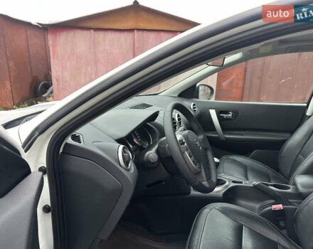 Белый Ниссан Кашкай, объемом двигателя 1.5 л и пробегом 229 тыс. км за 10650 $, фото 25 на Automoto.ua