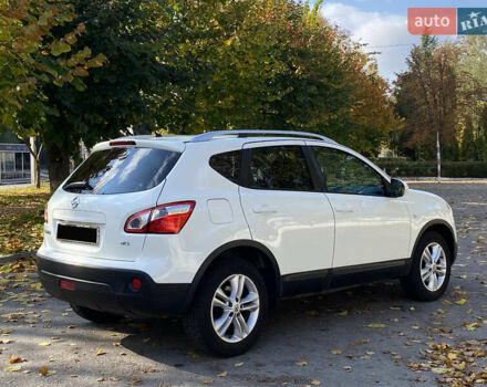 Білий Ніссан Кашкай, об'ємом двигуна 1.5 л та пробігом 194 тис. км за 9500 $, фото 1 на Automoto.ua