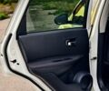 Белый Ниссан Кашкай, объемом двигателя 1.6 л и пробегом 157 тыс. км за 10600 $, фото 10 на Automoto.ua