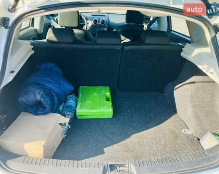 Белый Ниссан Кашкай, объемом двигателя 2 л и пробегом 226 тыс. км за 6400 $, фото 9 на Automoto.ua