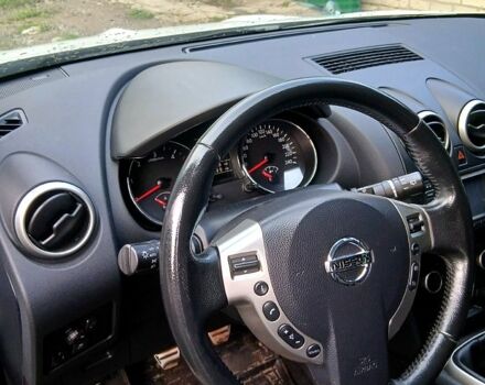 Белый Ниссан Кашкай, объемом двигателя 1.5 л и пробегом 274 тыс. км за 11300 $, фото 10 на Automoto.ua