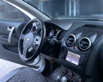 Білий Ніссан Кашкай, об'ємом двигуна 2 л та пробігом 214 тис. км за 11999 $, фото 30 на Automoto.ua