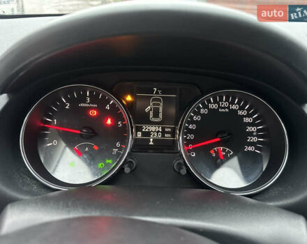 Белый Ниссан Кашкай, объемом двигателя 1.5 л и пробегом 229 тыс. км за 10650 $, фото 29 на Automoto.ua