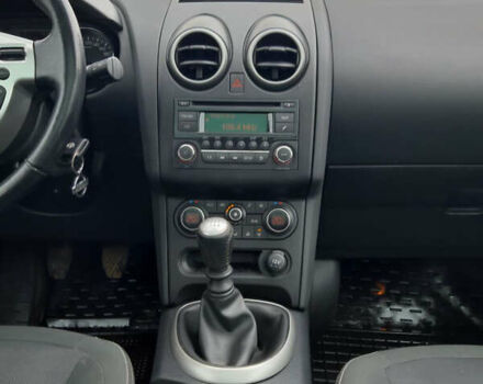 Білий Ніссан Кашкай, об'ємом двигуна 1.6 л та пробігом 219 тис. км за 10300 $, фото 17 на Automoto.ua