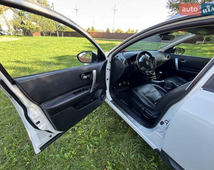 Ніссан Кашкай 2011 у Надворной на Automoto.ua Білий Ніссан Кашкай, об'ємом двигуна 2 л та пробігом 271 тис. км за 9950 $, фото 21 на Automoto.ua