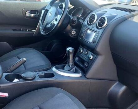 Білий Ніссан Кашкай, об'ємом двигуна 1.6 л та пробігом 197 тис. км за 10999 $, фото 5 на Automoto.ua