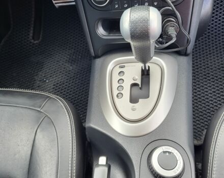 Белый Ниссан Кашкай, объемом двигателя 2 л и пробегом 194 тыс. км за 11750 $, фото 16 на Automoto.ua