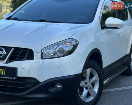 Белый Ниссан Кашкай, объемом двигателя 2 л и пробегом 152 тыс. км за 11400 $, фото 4 на Automoto.ua