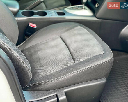 Ниссан Кашкай 2011 в Днепре (Днепропетровске) на Automoto.ua Белый Ниссан Кашкай, объемом двигателя 2 л и пробегом 162 тыс. км за 10300 $, фото 16 на Automoto.ua